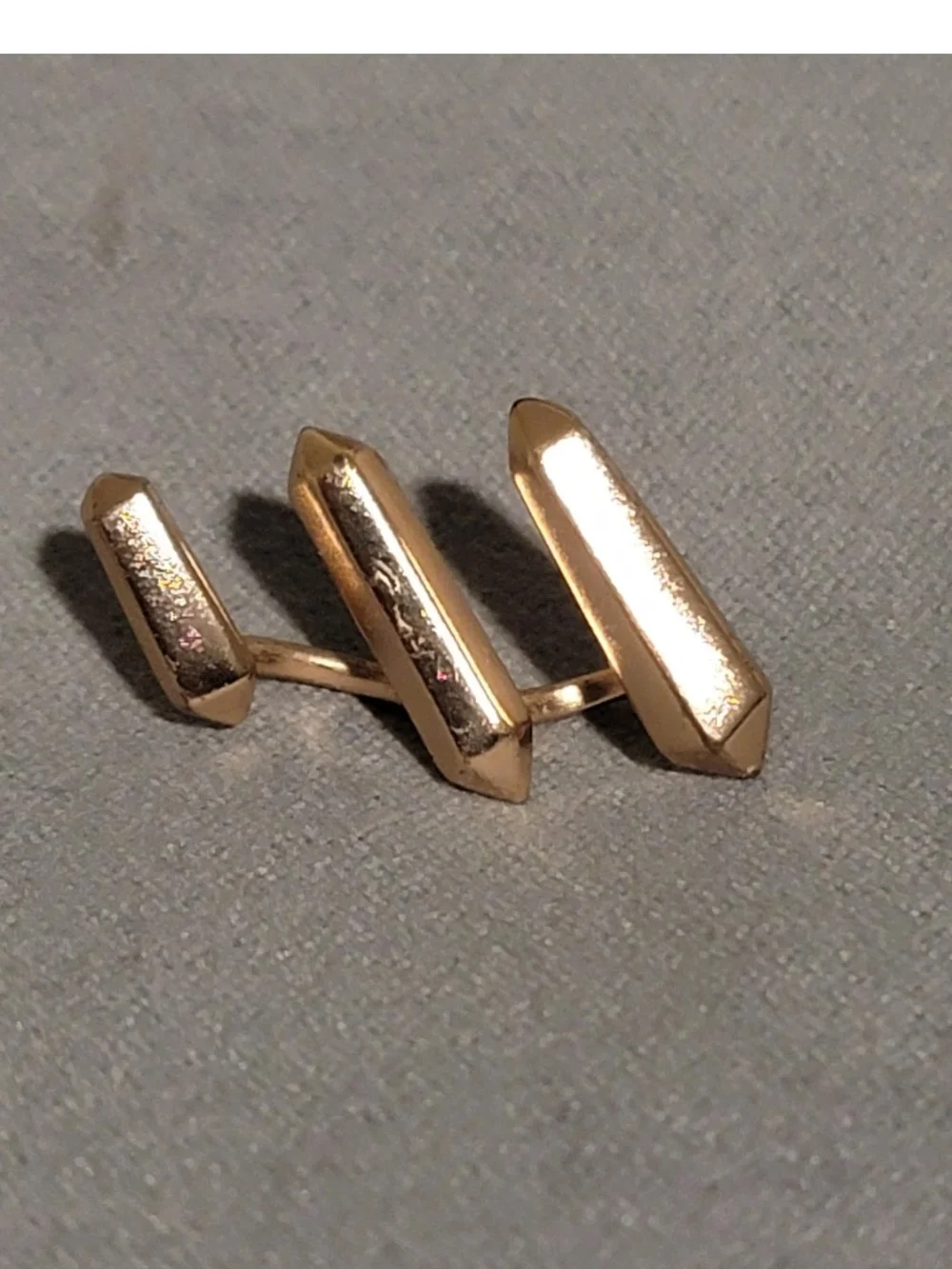 Kendra Scott earrings are